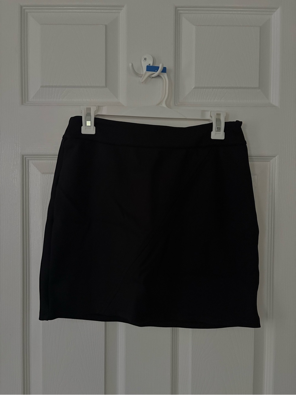 Zara Black Mini Skirt - Clean Straight Silhouette